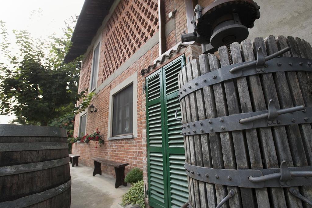 Вилла Cascina Ballarin Ла Морра Экстерьер фото